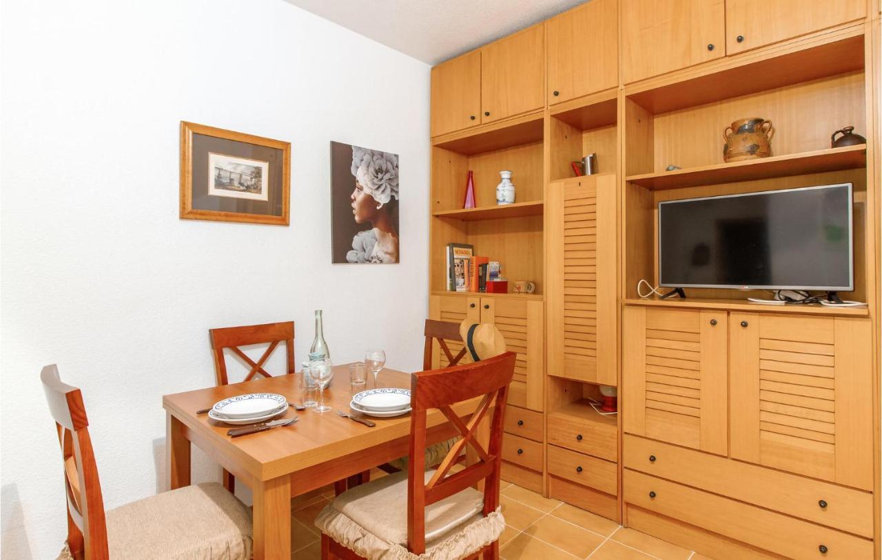 1 Bedroom Nice Apartment In Santa Pola Dış mekan fotoğraf
